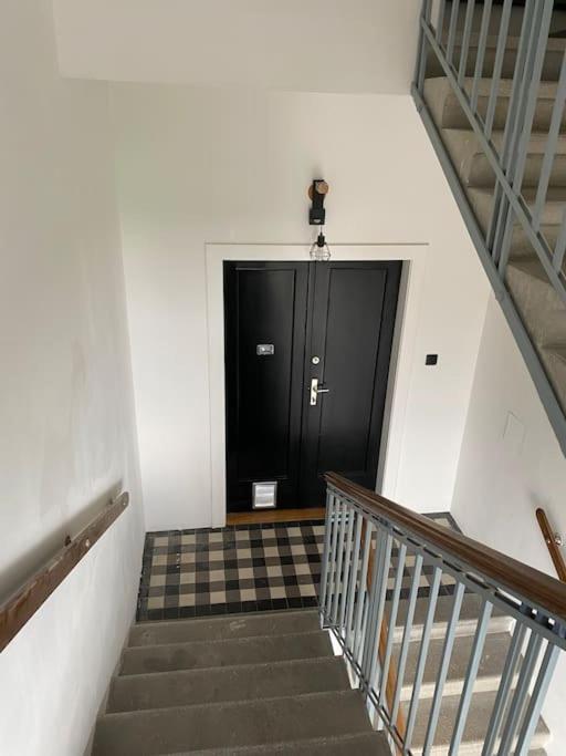 Herrenhaus Hoeniger Flughafen 11min/wienmitte 12min Appartement Wenen